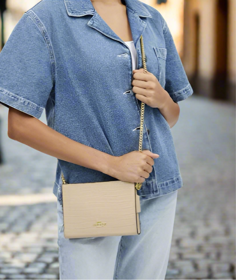 NWT Coach Slim Crossbody In Ivory Croc-embossed & Smooth Leather