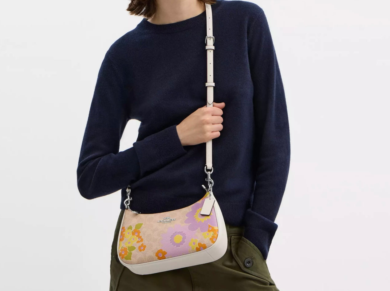 NWT Coach Teri Shoulder Bag In Signature Canvas With Floral Print
