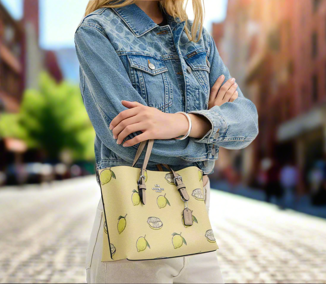 NWT Coach Mollie Tote Bag 25 With Lemon Print