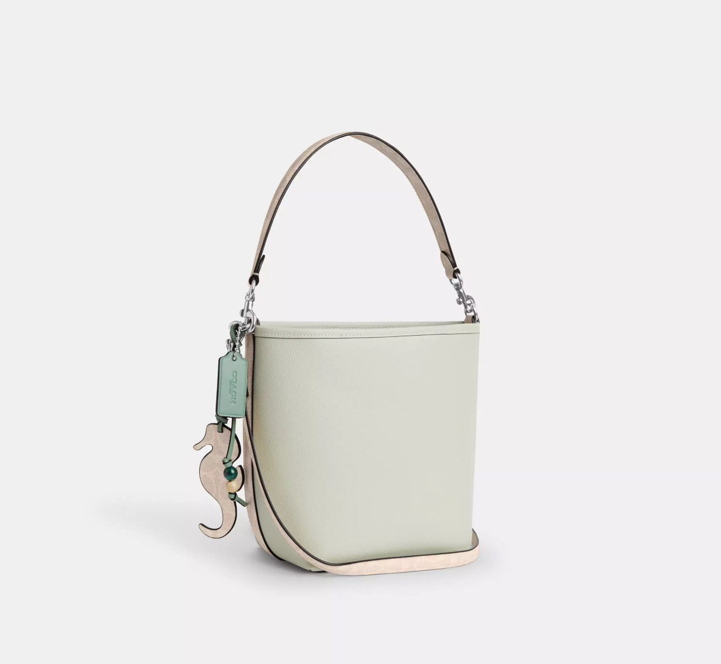 NWT Coach City Bucket Bag With Seahorse Charm