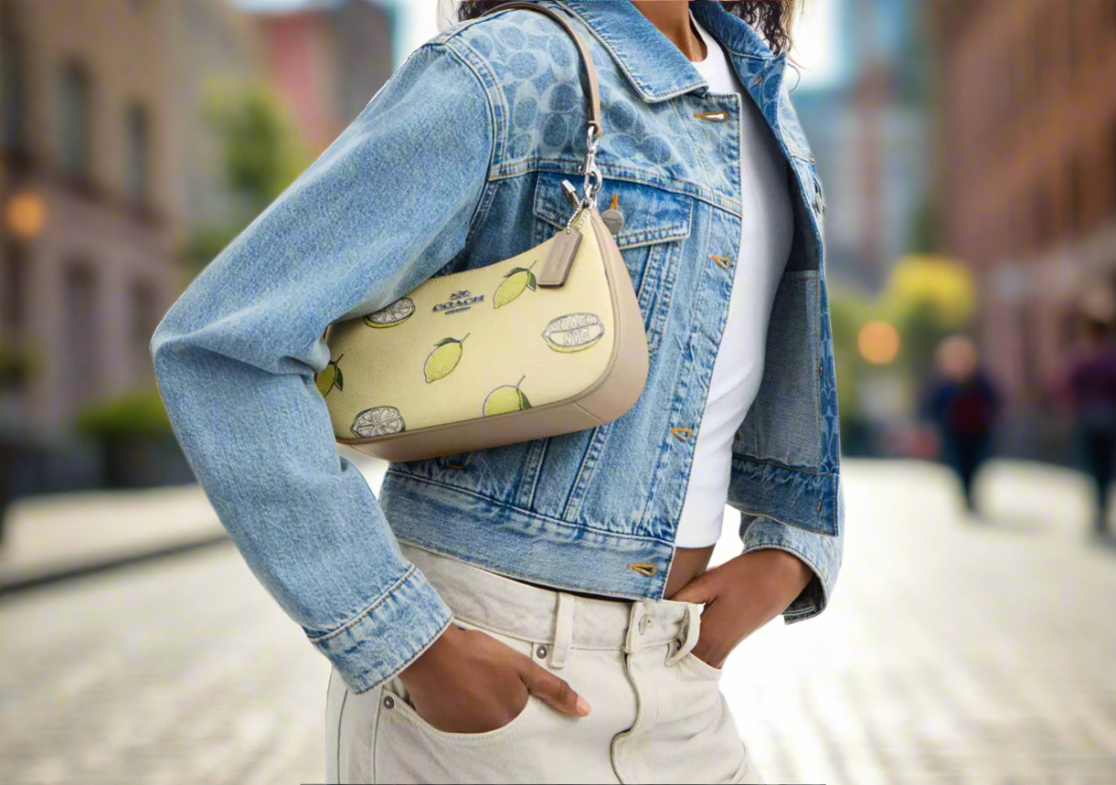 NWT Coach Teri Shoulder Bag With Lemon Print