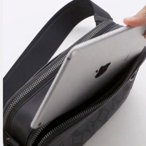 NWT Coach Men’s Graham Crossbody Bag In Signature Canvas & Leather