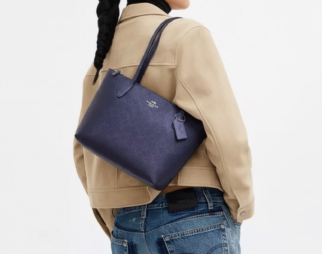 NWT Coach Fiona Zip Tote In Pearlized Signature Canvas & Metallic Smooth Leather