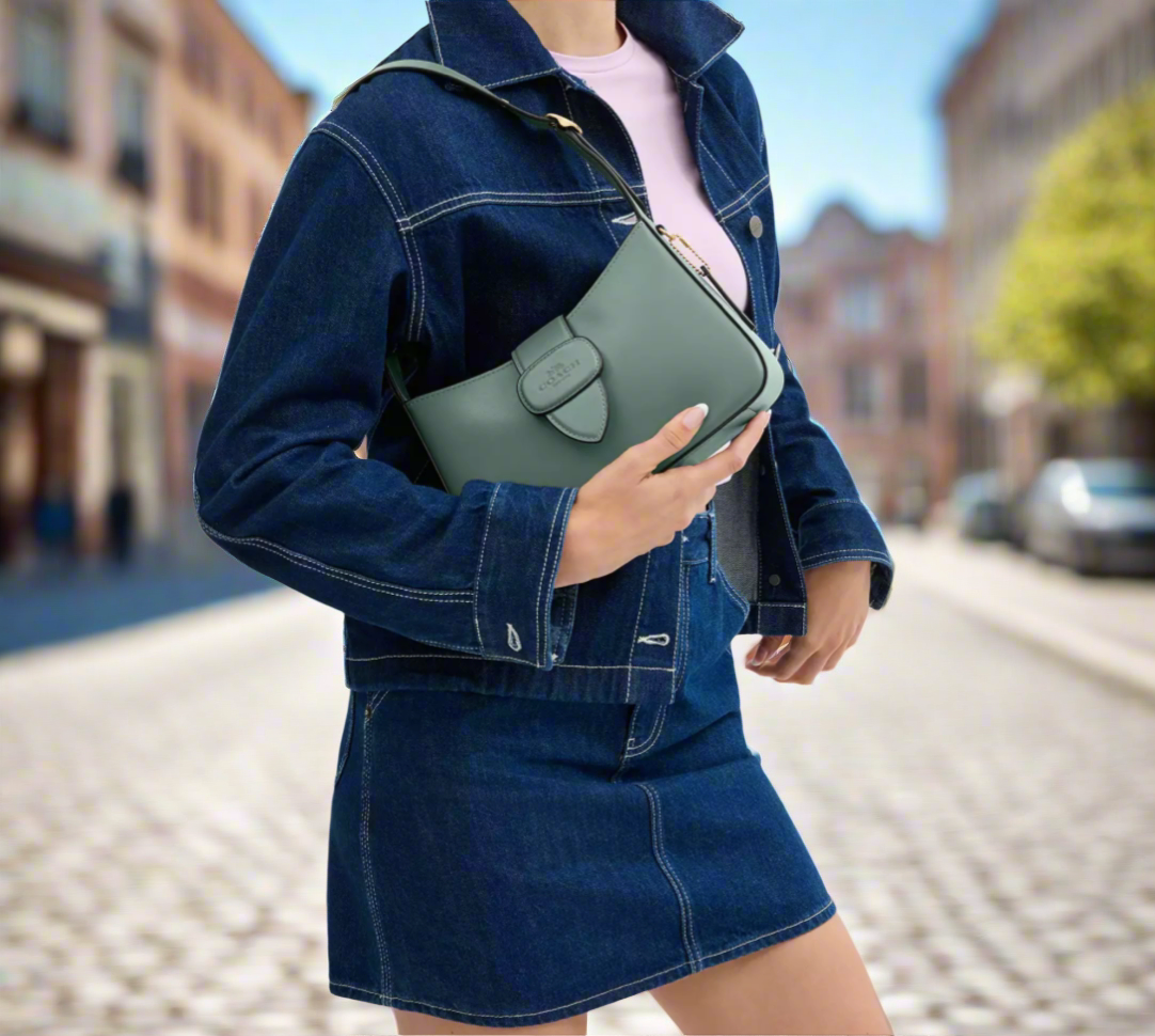 【COACH】24SS*エライザ ショルダー バッグ Eliza Shoulder Bag NWT Coach Eliza Leather Shoulder Bag With Zipper Closure In
