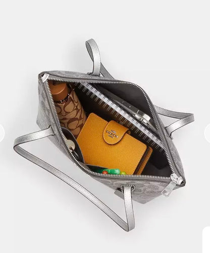 NWT Coach Fiona Zip Tote In Pearlized Signature Canvas & Metallic Smooth Leather