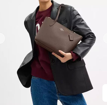 NWT Coach Leather Fiona Zip Tote In Gold/Dark Stone