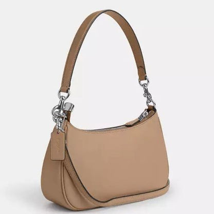 Coach Teri Shoulder Bag In Smooth Leather