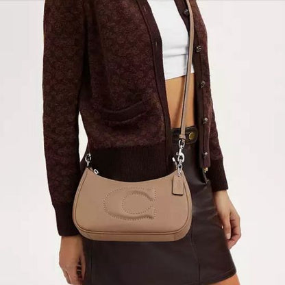 Coach Teri Shoulder Bag In Smooth Leather