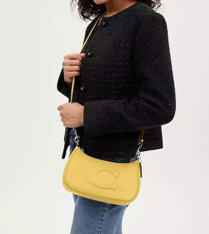 Coach Teri Shoulder Bag In Smooth Leather Yellow